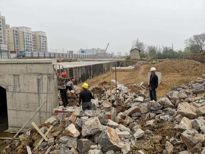 赶进度保安全 荆州区基础设施建设重点项目复工复产